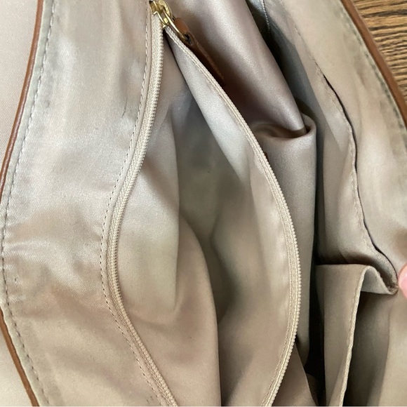 Coach Taylor Handbag F27481 Saddle Brown Leather Purse NOTE MAGNETIC CLOSURE - Picture 9 of 16